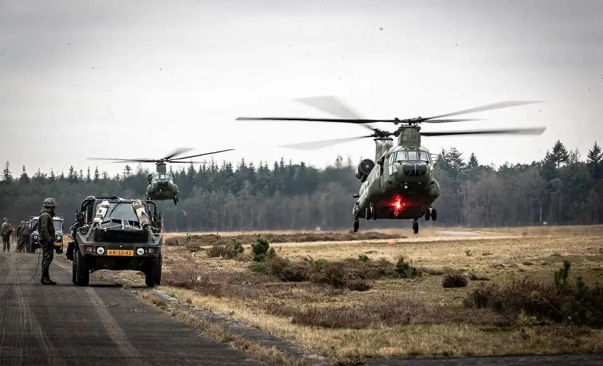 helicopter oefening bij deelen 926857a68bjpg