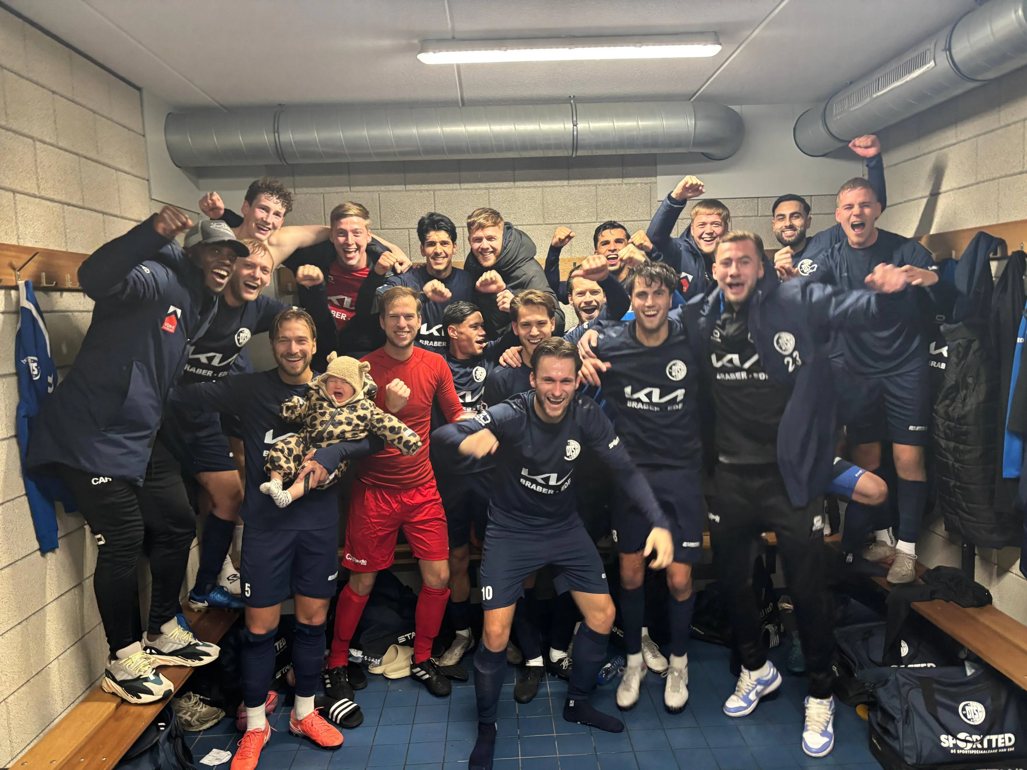 PHOTO-2025-11-15-17-52-37