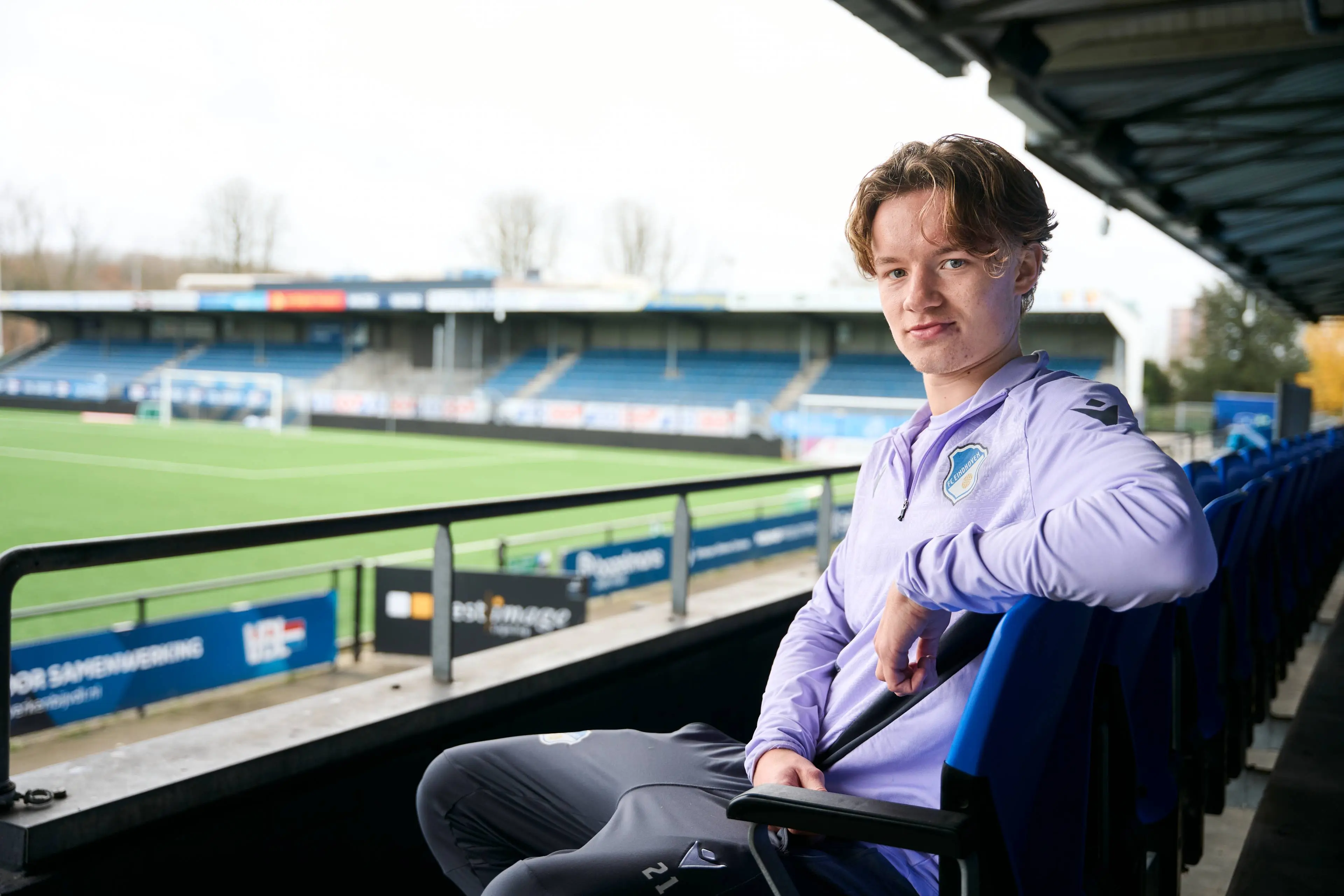 251210-0213 Voetballer Thijs Muller