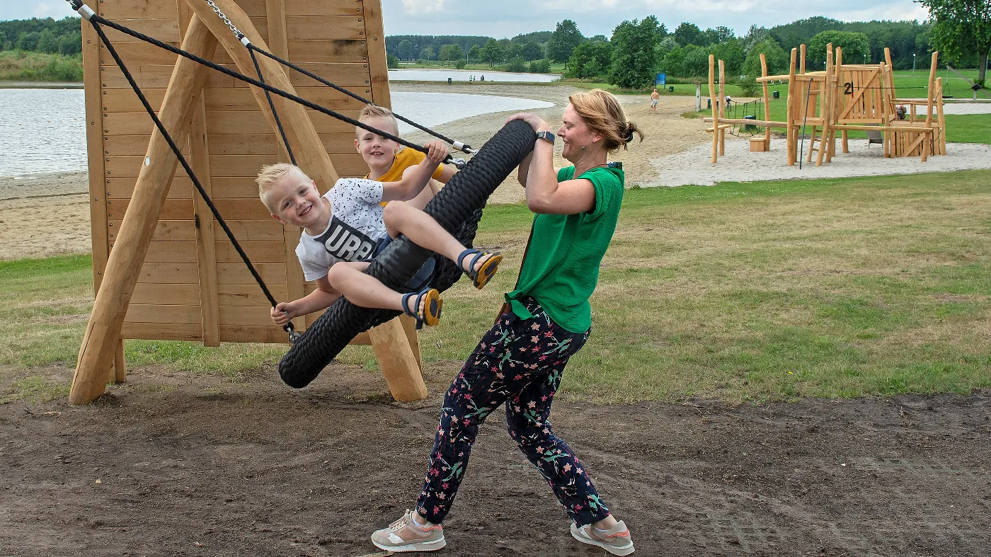 5 speeltoestel rietplas