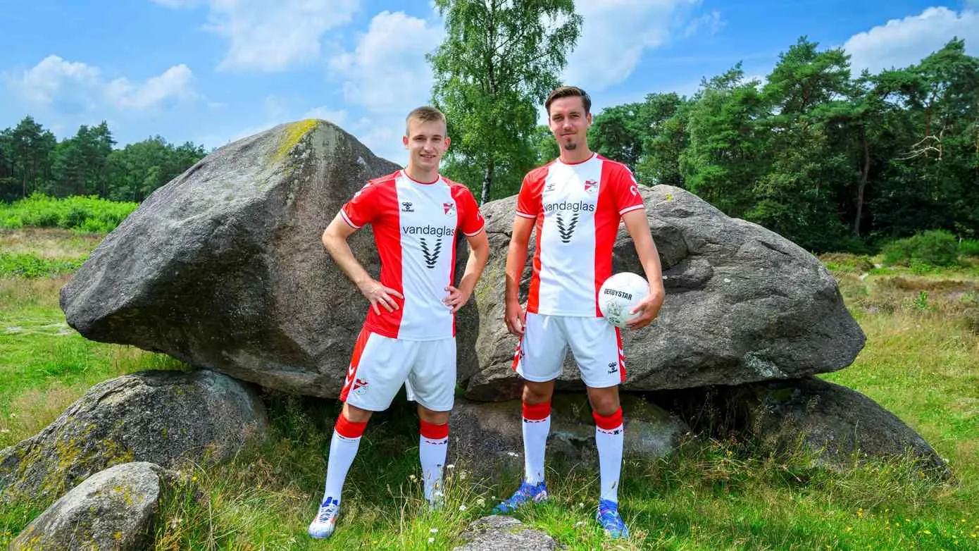 persbericht fc emmen presenteert nieuw thuistenue