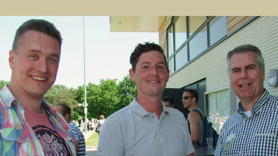 02en trainer dindoa1