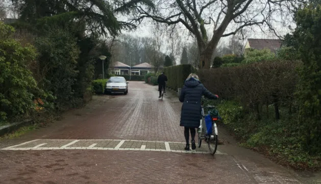 06en cdaeenzaamheid