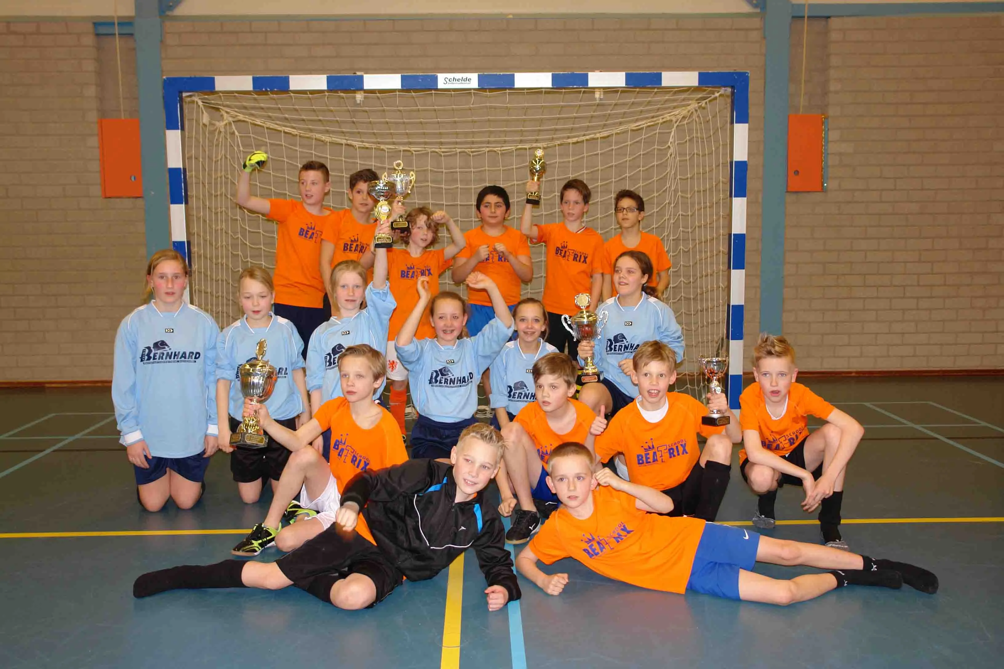 09en schoolzaalvoetbal2