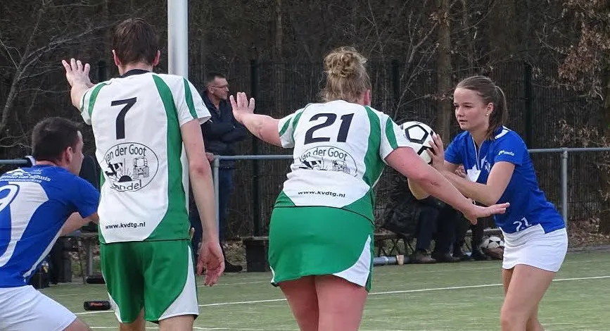 13en dindoaspijkenisse