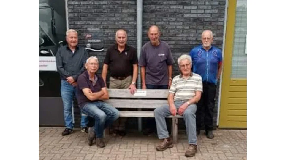 14en oude doos geurt van den ham 2