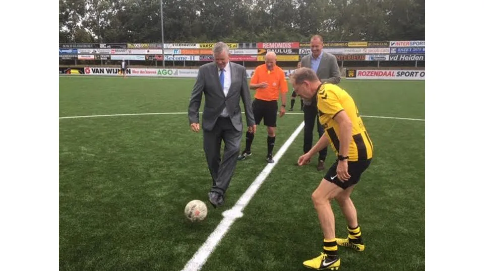 34en kunstgrasveld