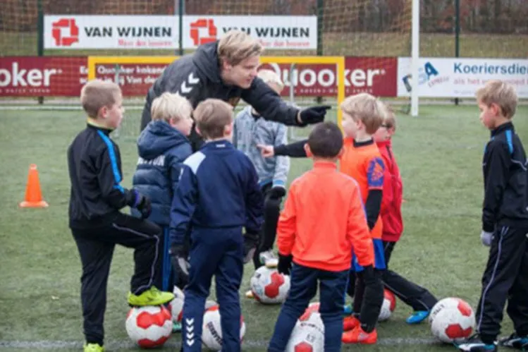35en dvsvoetbalschool