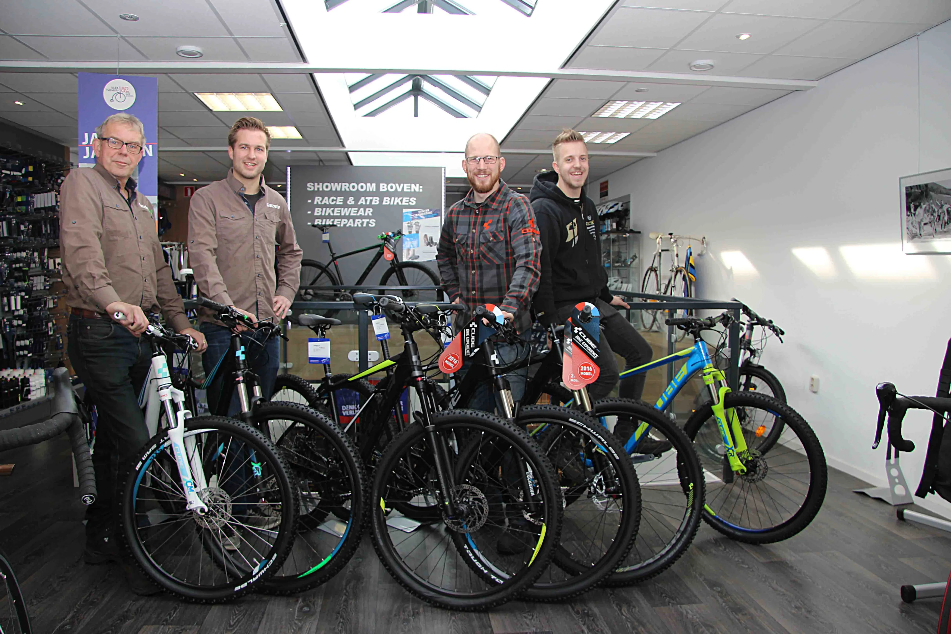 44en vliek tweewielers