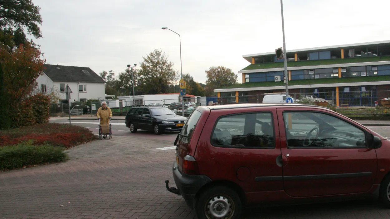 a9ivgmp3g8rm4gc4l7y2p8dt4 40en rotonde