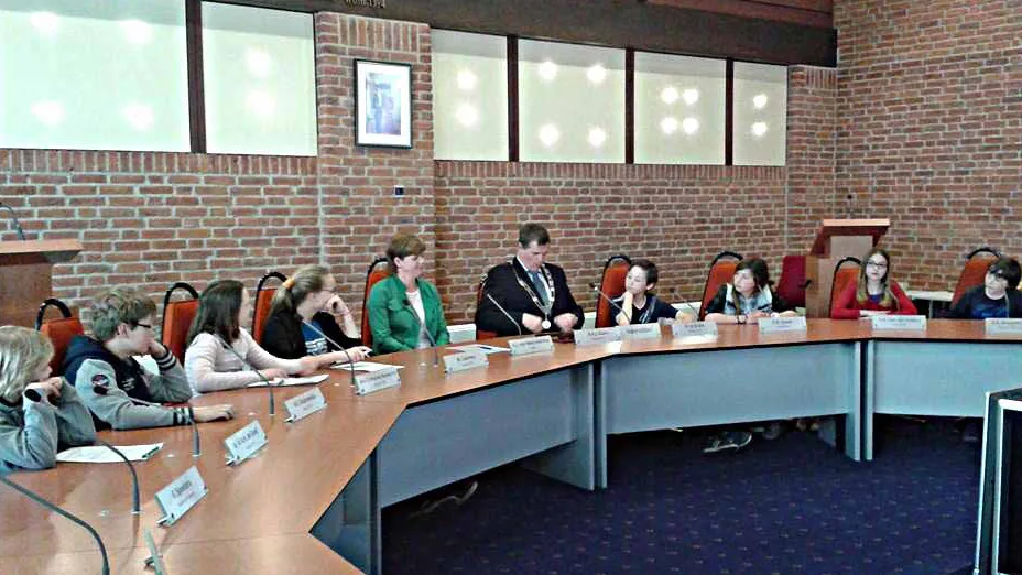 bkqw86cavh4kny7r4y5lrv8mi 11en bschool 1