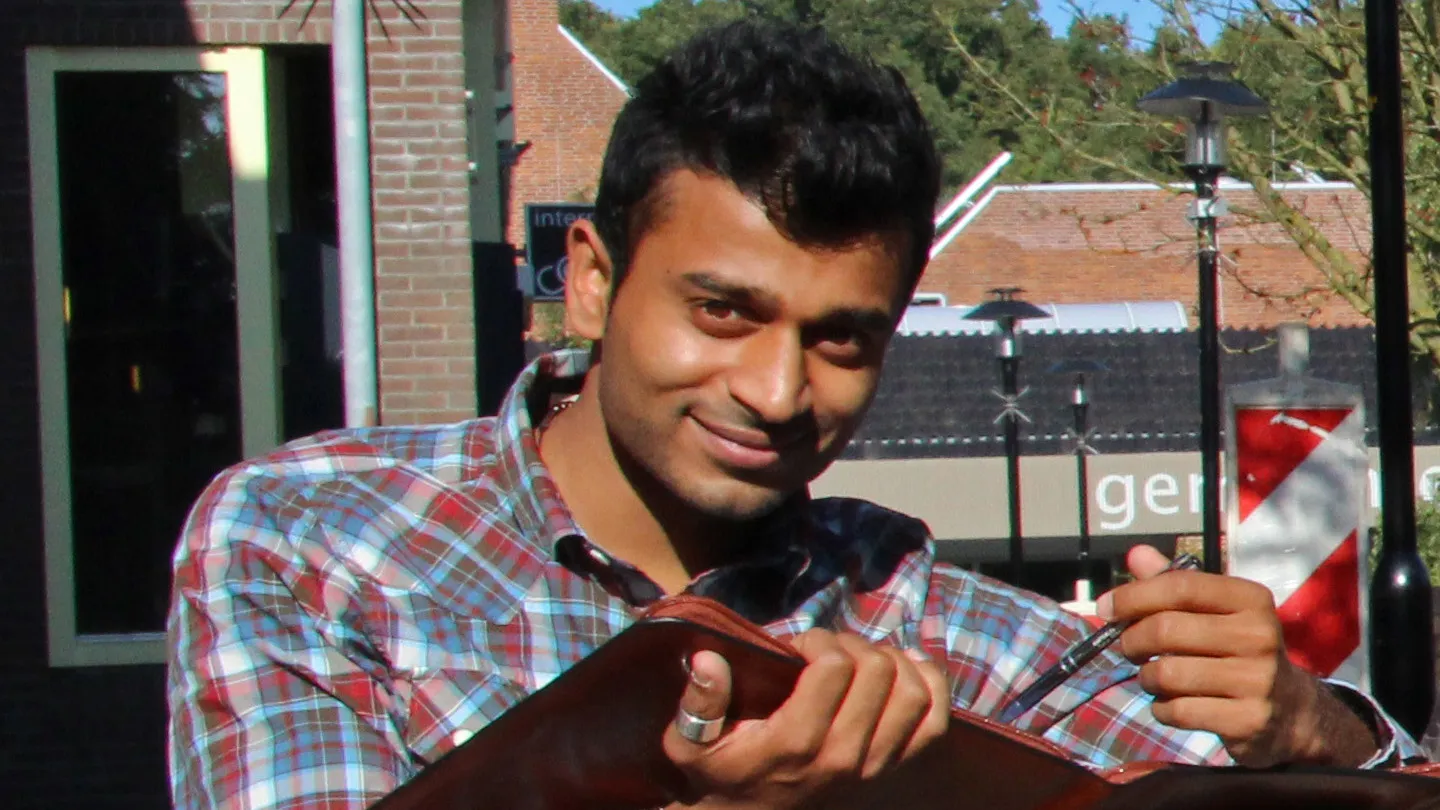 dbm9rz7szr4c3c7ltbye9cb7u sarath hamstra 39en