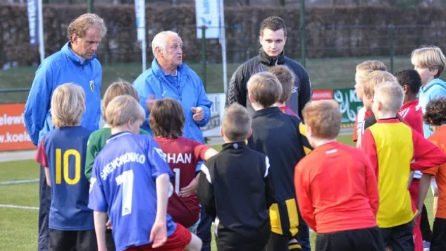 erfcqtknu82kyf6zjmtlw7i1t 45en jeugdkaderavond