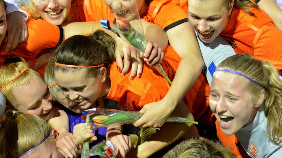 f6jzxcm0qklb04mukxl2yju5c 15en dames19 1