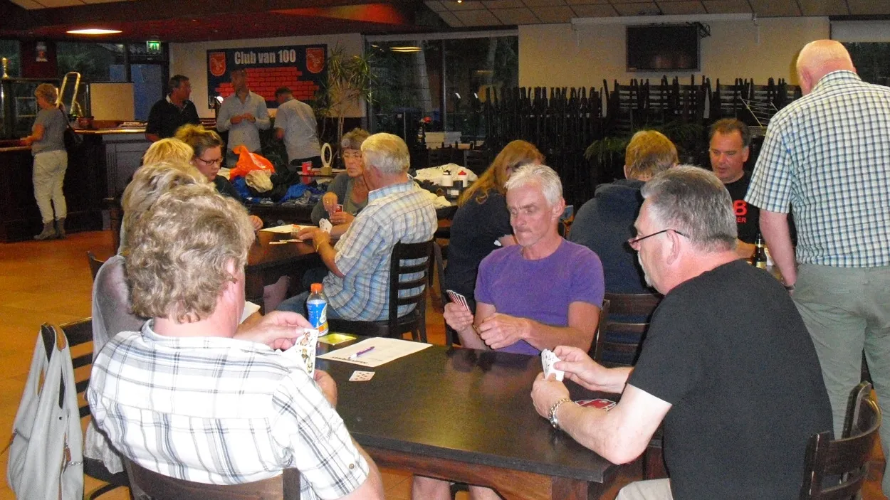 fv99g0oe7xe35t5izy2xkbtz7 41en klaverjassen