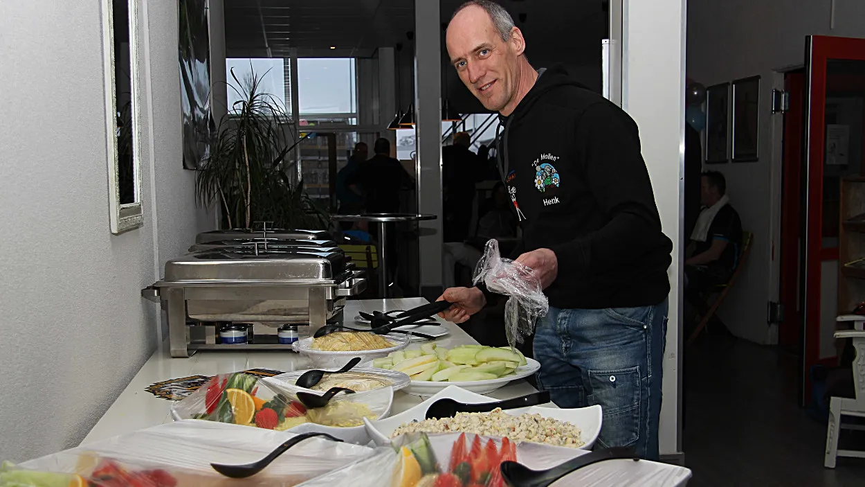 ggmavggtz4320ognu52uqmhva 09en spinning 1