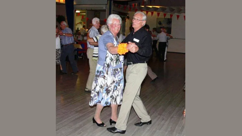 gnbpfx4zaxfsmczqf7mz4rv26 38en dansclub1