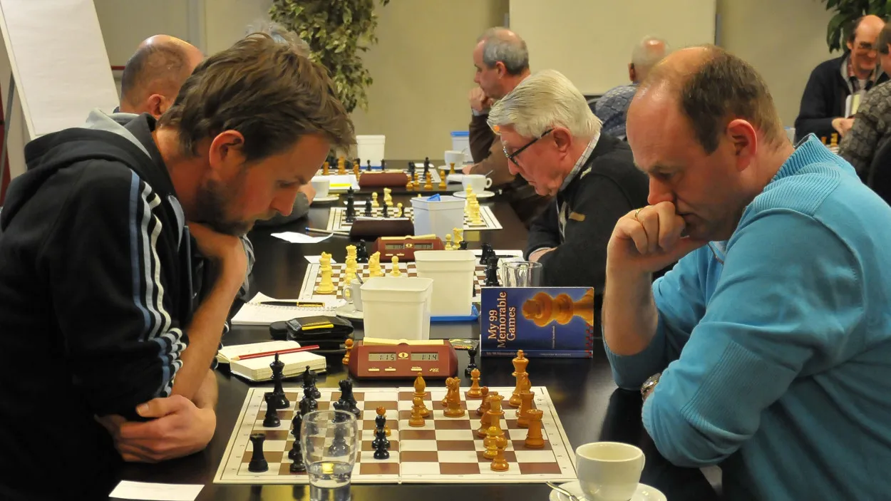 hlw21djkcb9cg899mafkbpqus 09en vsg 1