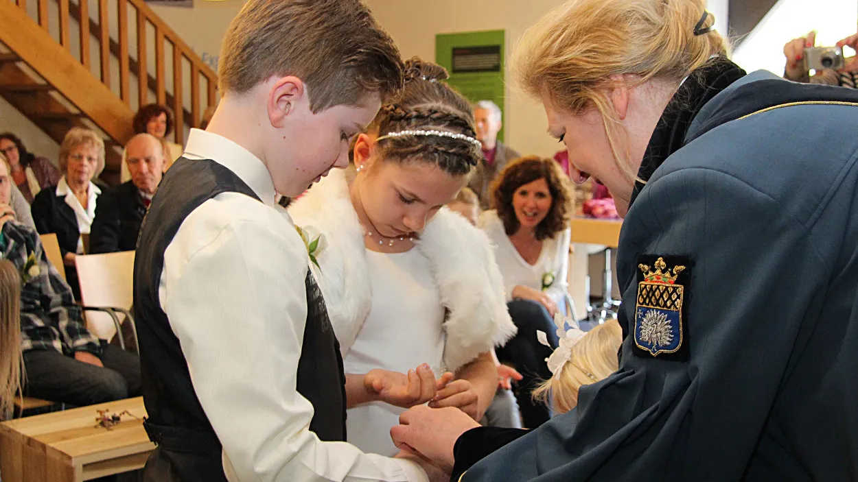 jdf2adlxmwveuh6iaydlc8kk5 15en trouwen 4