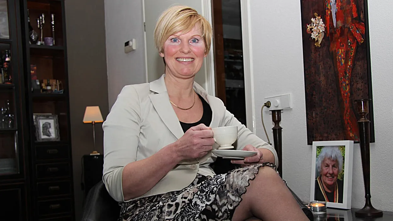 lod4lggib61whus4b9d17ykfj 09en desiree