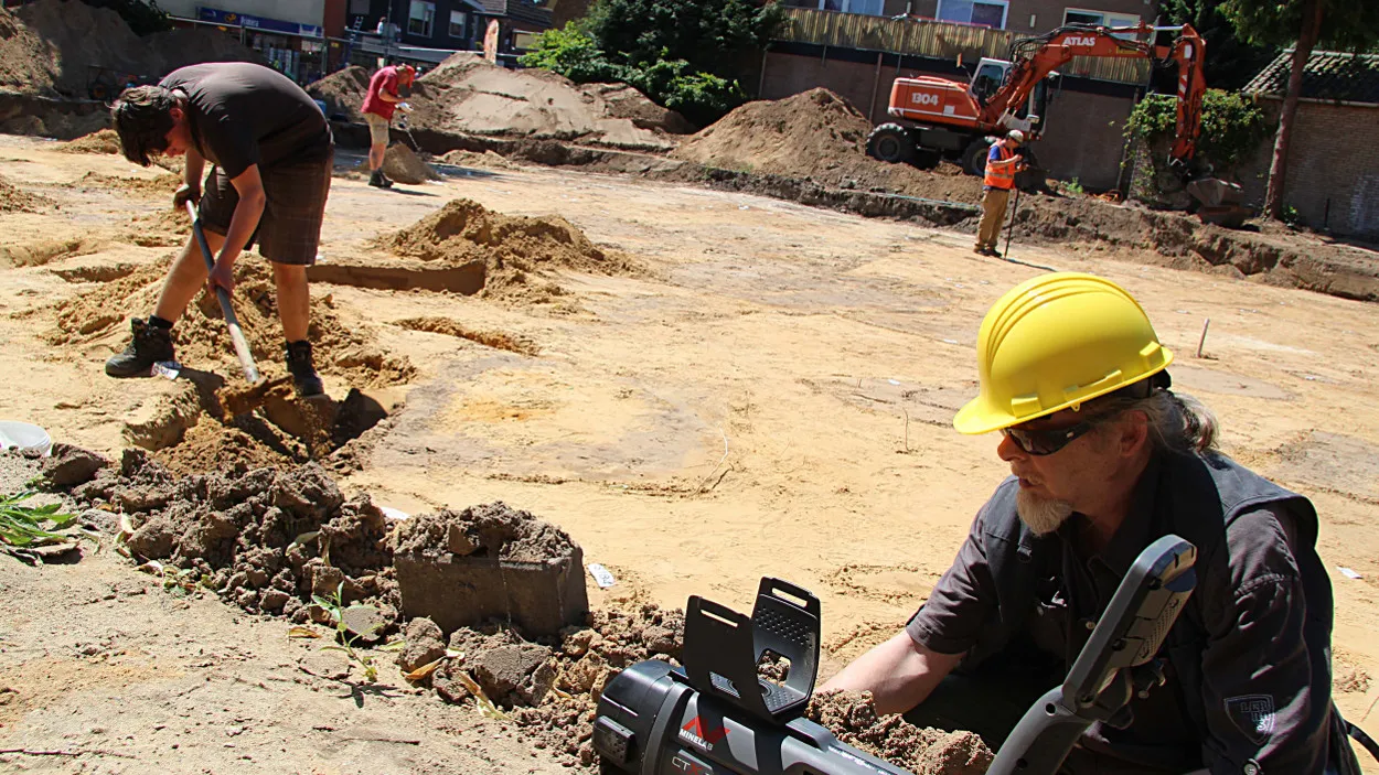 nz4ol4p79i55tgbrz3uitmtic 30en taxi bakker3