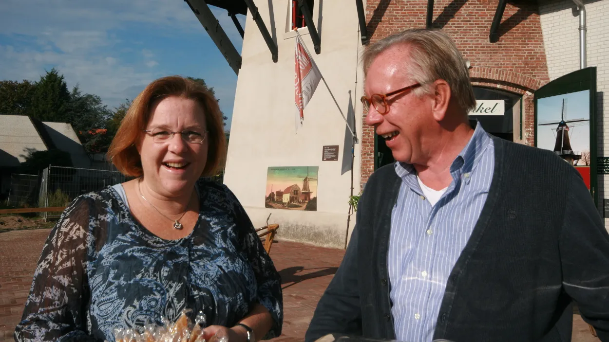 pallf0mpiggyj1hqcn1t5jfo0 47en aline