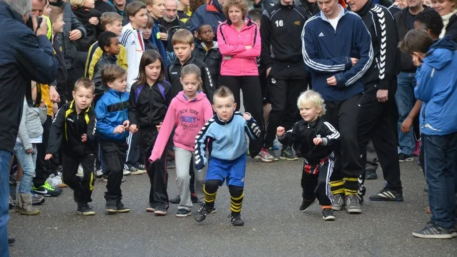 q8gz1tvlt0uzyl1dv3nkl9c0b 01en bk loop 1