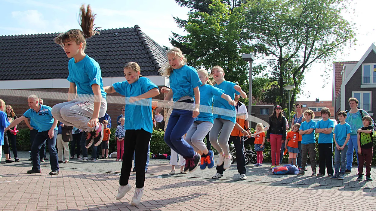 r74o0rx9rkjbx7w8es0niabkt 17en knd 5