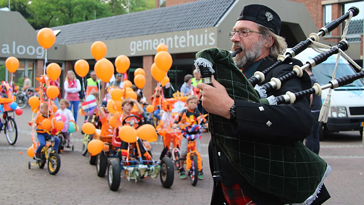 s88m7agdaoi0j4h25907utzri 17en bt 1