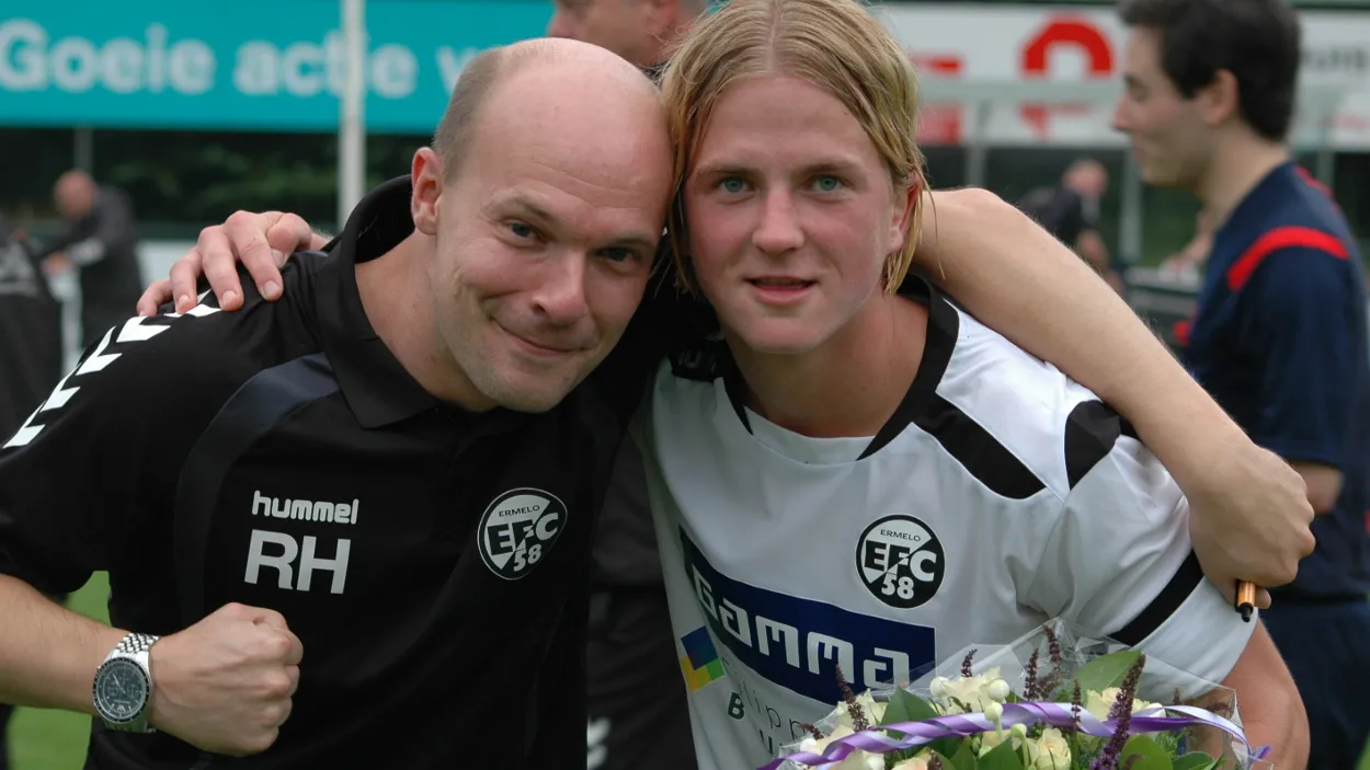 uyyjxw3ey8vffhhn3wmrxznbi 37en efc2