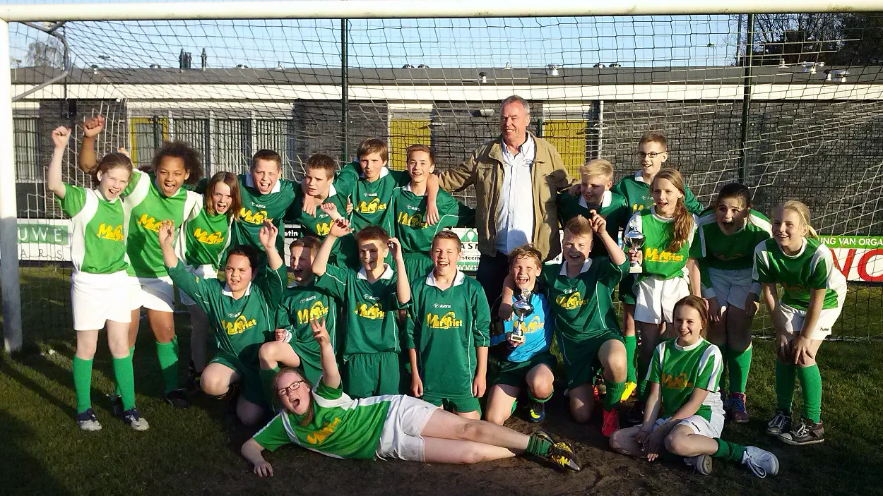 zx53unvyt4g5dzmlp8cfjpofh 16en school1