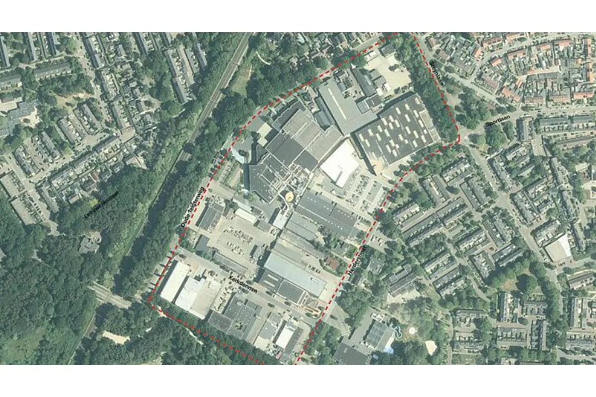 46EN KerkdennenLuchtfoto