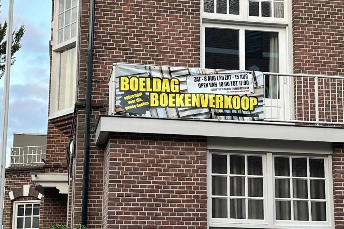 32EN BoeldagBoekenverkoop