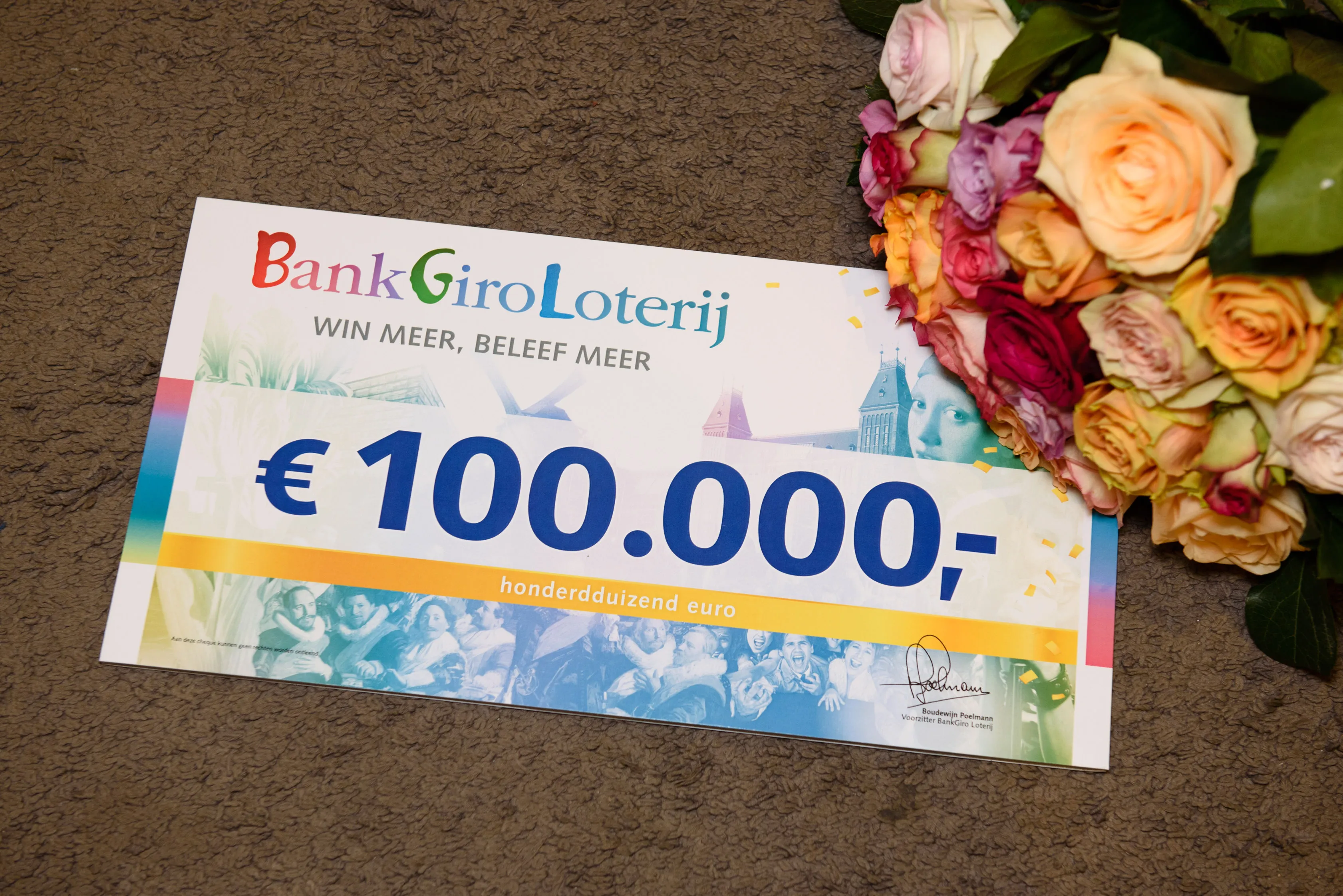 2 100000 euro cheque bankgiro loterij