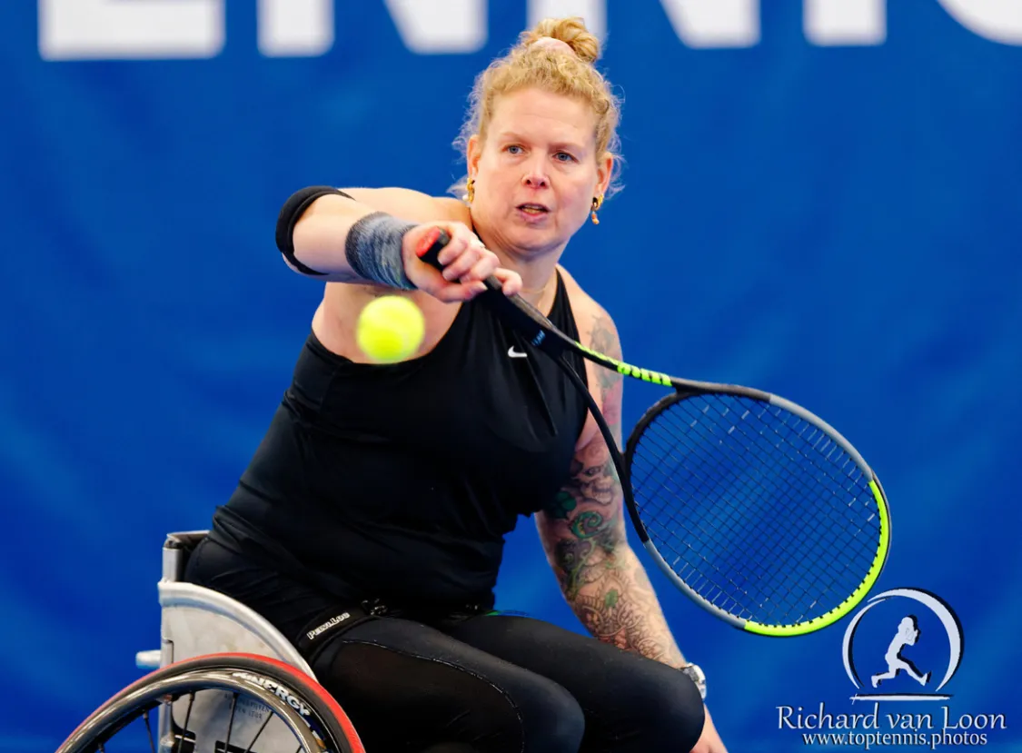 2e076d40 e215 4a8c a1e1 5846fb3d7620