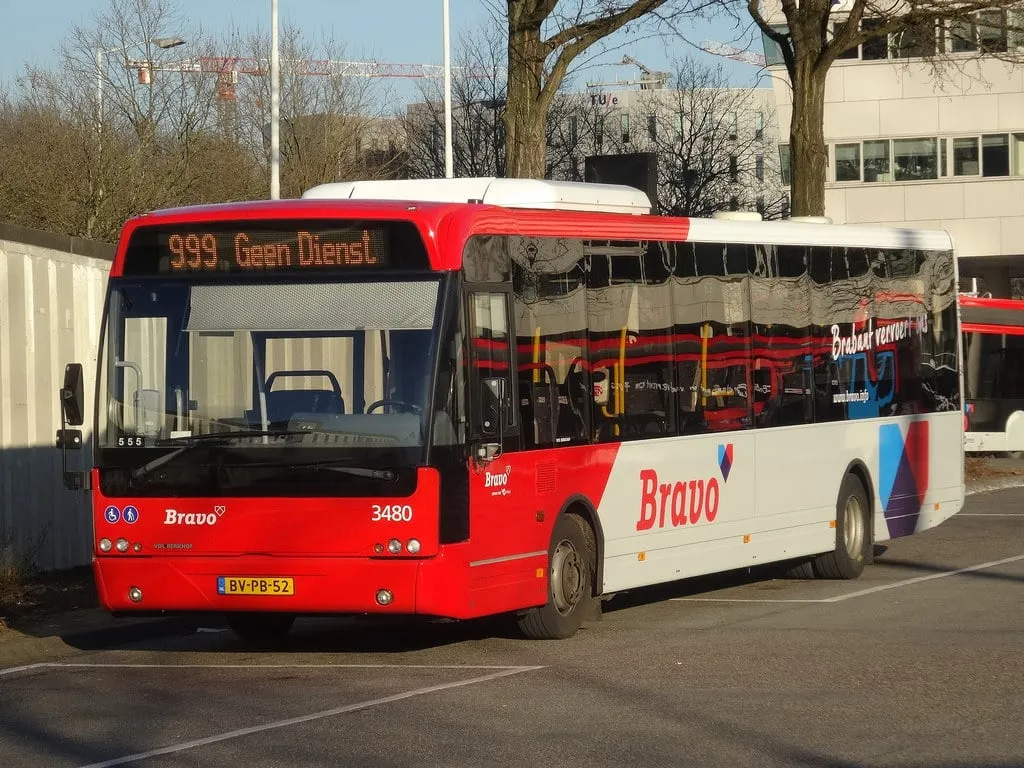 bravo bus