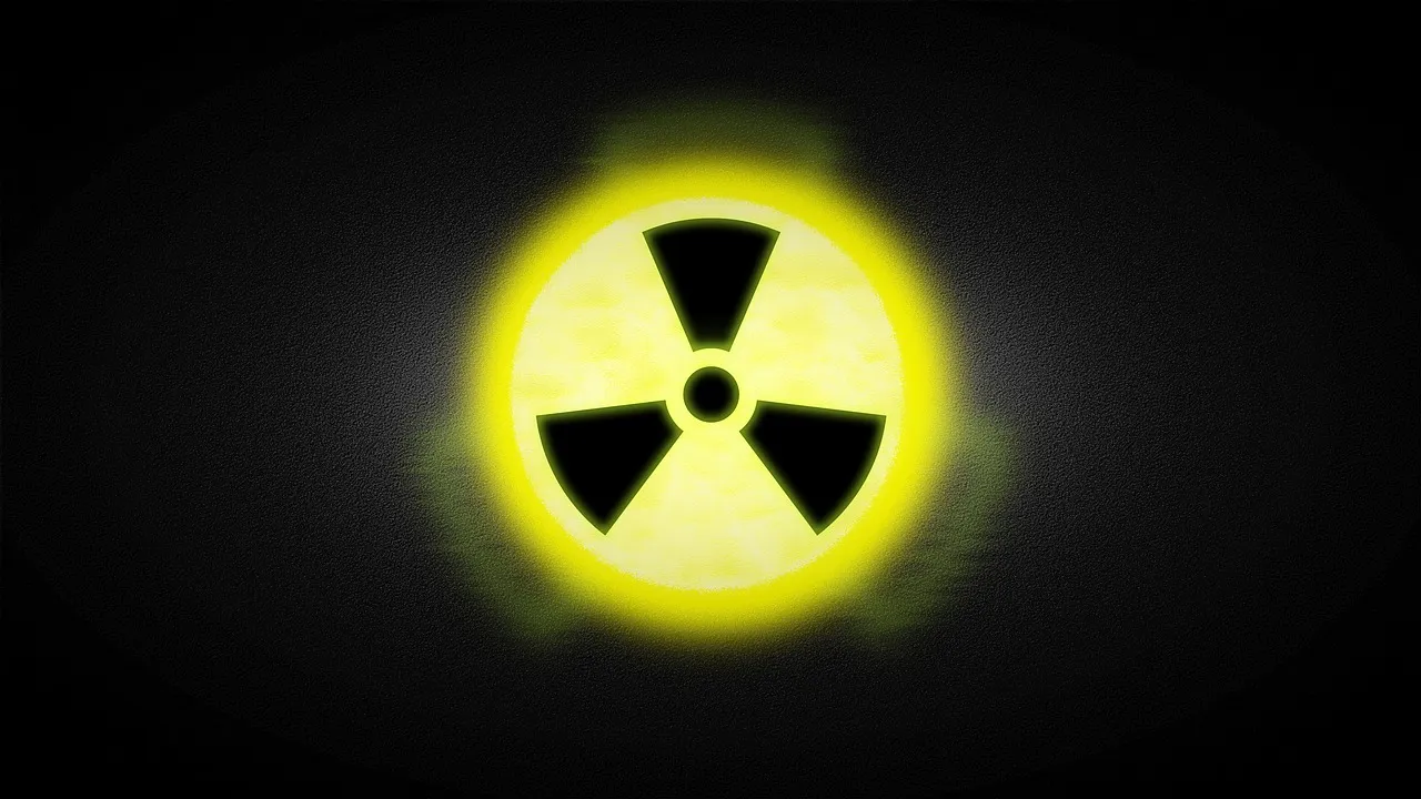 radioactive g0f09c6a49 1280
