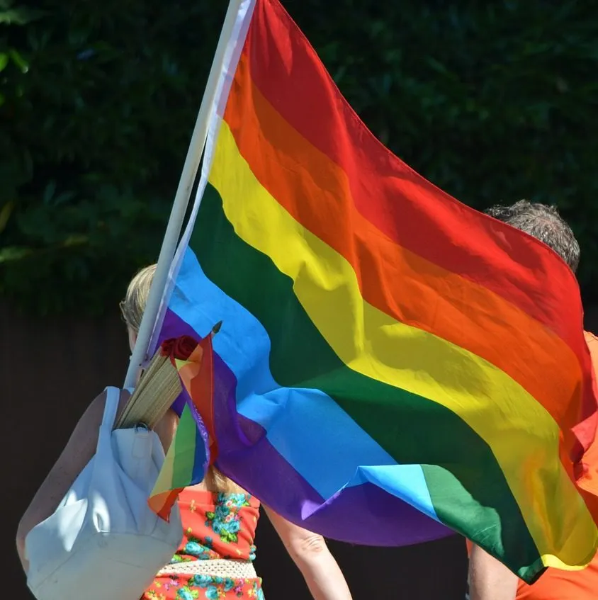 rainbow flag 368540 1280 e1570619577761