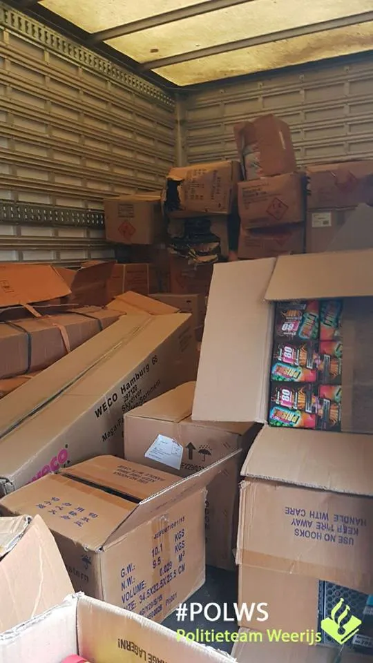 vuurwerk vrachtwagen breda