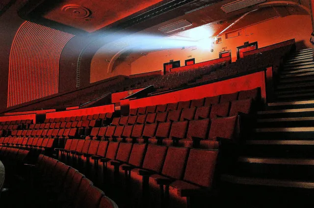 abc cinema derelict interior wakefield uk 1048321 1ef100d3 by philld