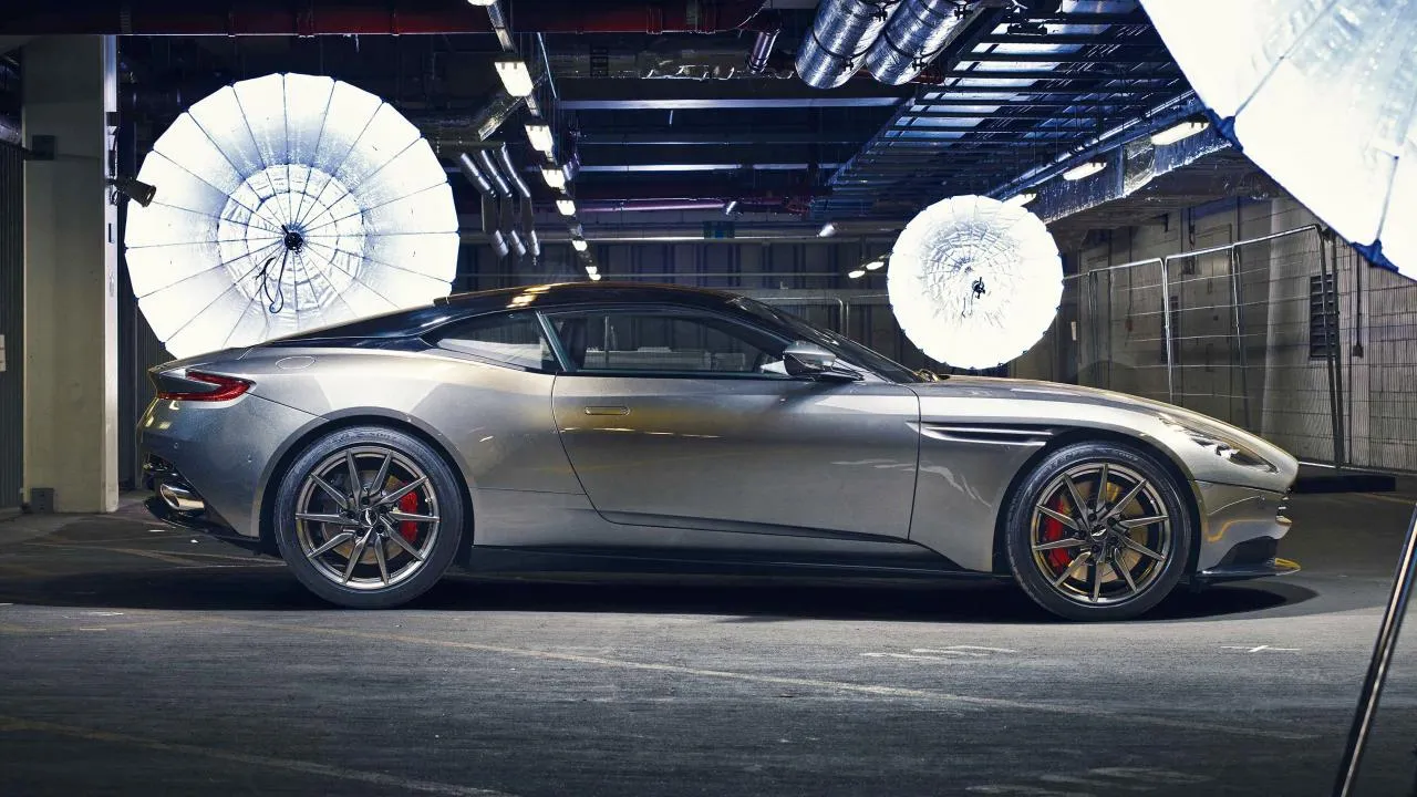 aston martin db11