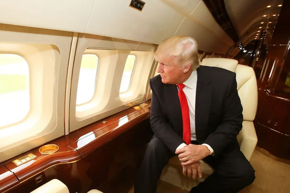 inside donald trumps jet 10