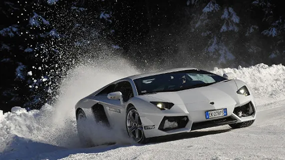 lambo sneeuw