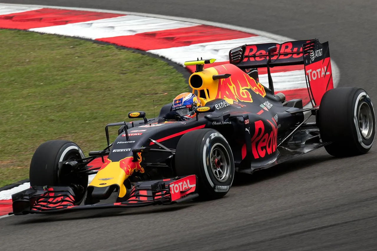 max verstappen 2016 malaysia fp3