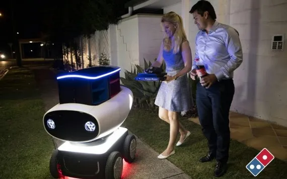 pizza robot bezorger