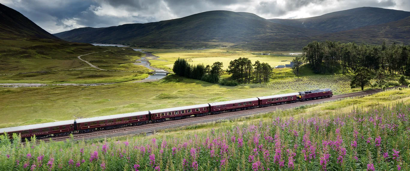 rs 1366x570 train scenic view10