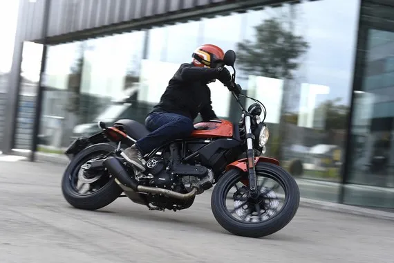 scrambler01