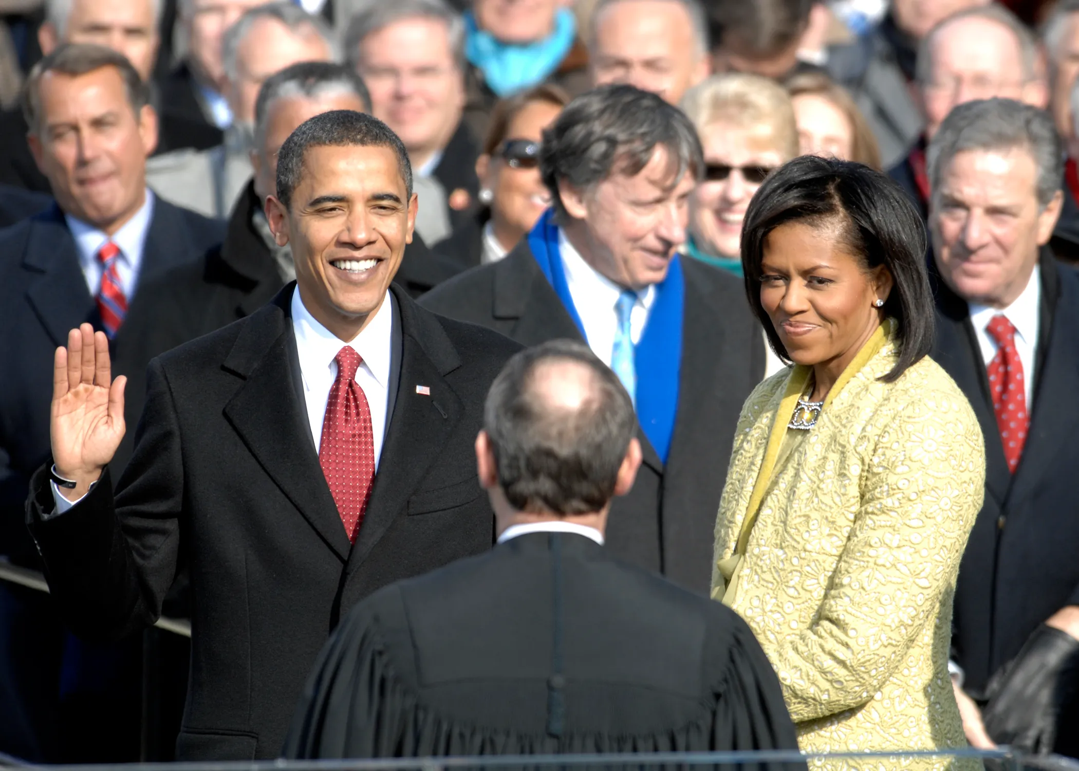 us president barack obama taking his oath of office 2009jan20