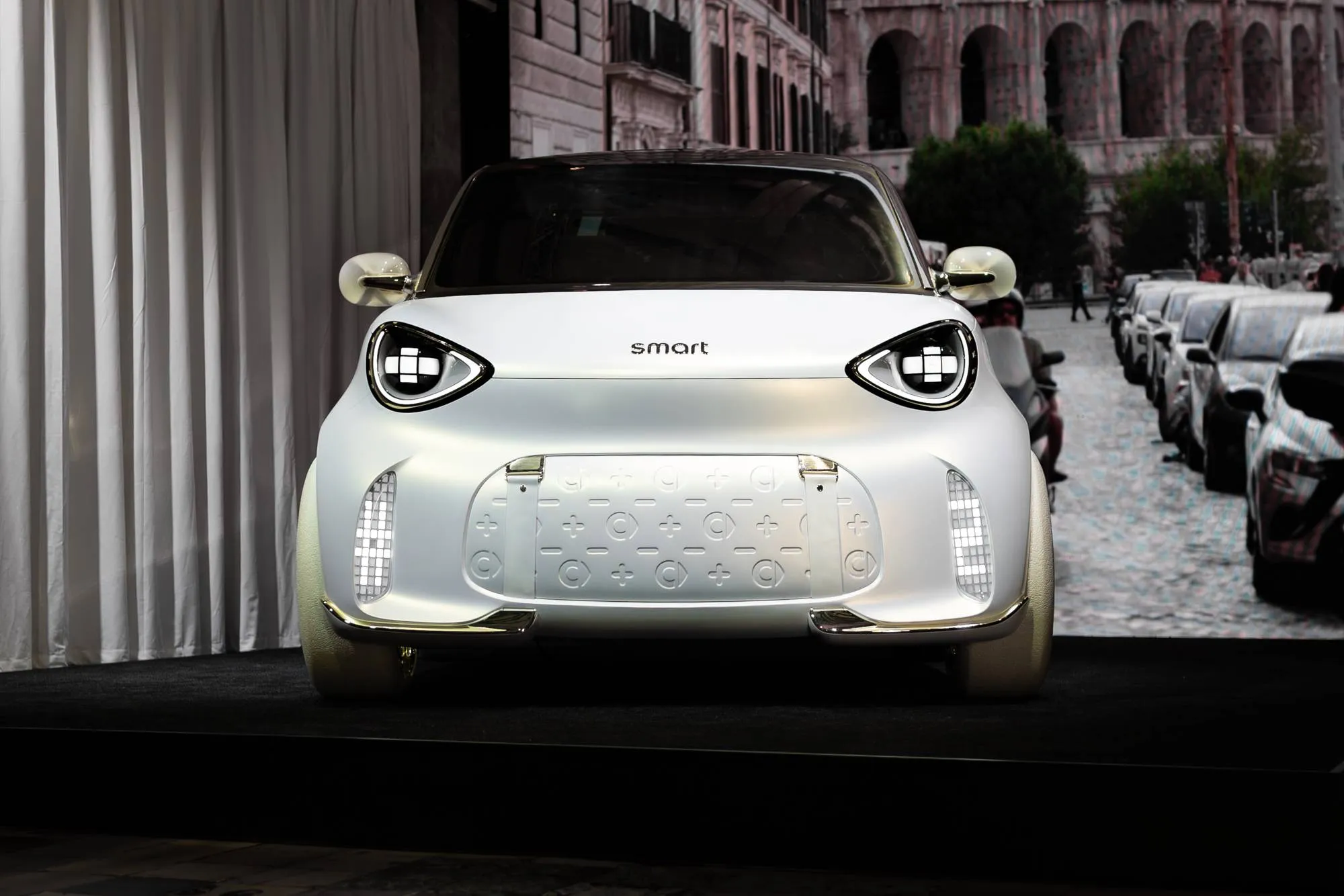 smart_concept_hashtag2_Rome_Exterior_2 kopie