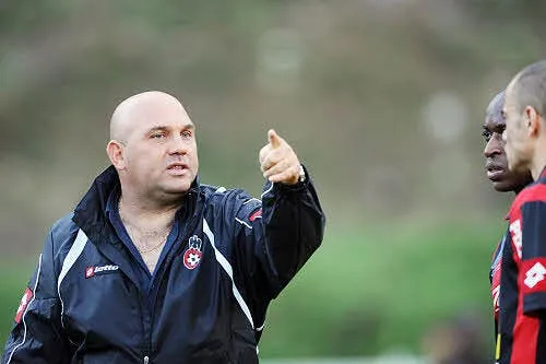 antonetti rejoint rennes 27482